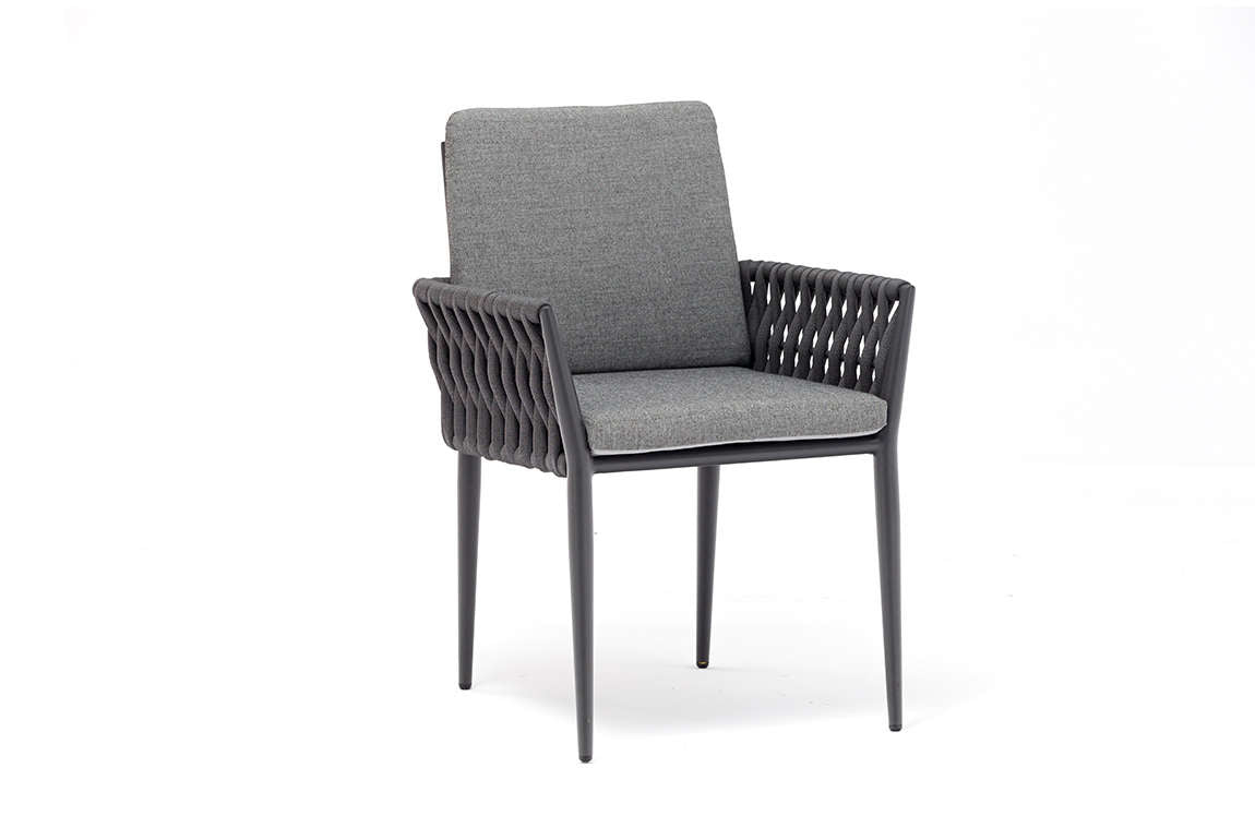 HUG DINING CHAIR